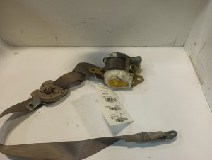 2005-2007 Toyota Sequoia Gray Seat Belt Buckle with Pretensioner - Front (Used OEM)