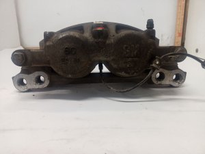 2020-2025 GMC Sierra 2500 HD Front Disc Brake Caliper - Left (Driver) (Used OEM)