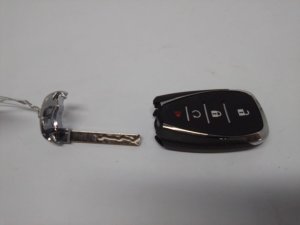 2021-2024 Chevrolet Blazer 4-Button Keyless Entry Transmitter (Used OEM)