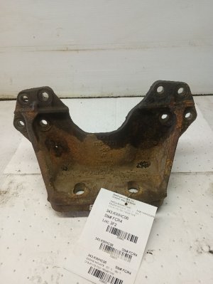 2005-2010 Kenworth T800 Front Engine Mount (Used OEM)
