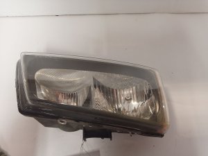 2005-2006 Chevrolet Avalanche 1500 Headlight Assembly - Right (Passenger) (Used OEM)