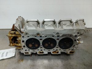 2010-2011 Ford Flex Engine Cylinder Head - Right (Passenger) (Used OEM)