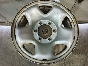 2005-2015 Toyota Tacoma Silver 5-Spoke Silver Steel Wheel (Used OEM)
