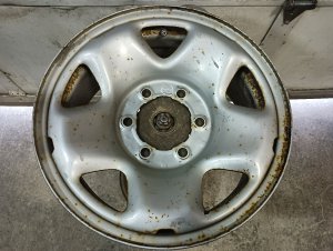 2005-2015 Toyota Tacoma Silver 5-Spoke Silver Steel Wheel (Used OEM)