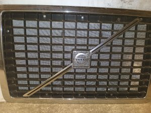  Volvo VNL Black Chrome and Black Grille (Used OEM)