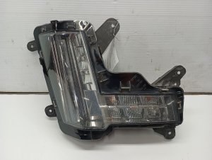 2015-2020 Cadillac Escalade Bumper Park and Turn Signal Light - Right (Passenger) (Used OEM)