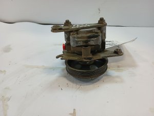 2001-2003 Toyota Highlander Power Steering Pump (Used OEM)