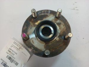 2024-2025 Subaru Impreza Hub Assembly (Used OEM)