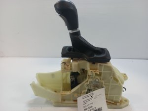 2016-2021 Hyundai Tucson Automatic Transmission Shift Lever (Used OEM)