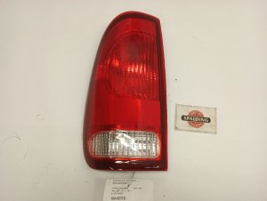 1999-2007 Ford F-550 Super Duty Tail Light - Left (Driver) (Used OEM)