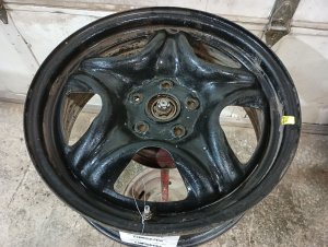 2013-2018 Toyota RAV4 Black 17x6.5 Steel Wheel (Used OEM)