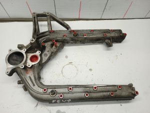 2004 Ford E-350 Super Duty Lower Engine Intake Manifold (Used OEM)