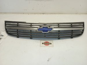 2000-2005 Chevrolet Impala Grille (Used OEM)
