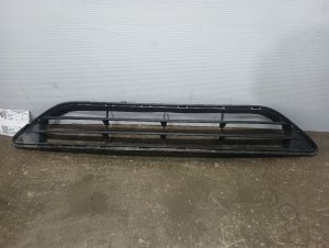 2017-2020 Nissan Rogue Black Lower Bumper Grille (Used OEM)