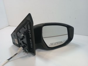 2016-2019 Nissan Sentra White Power Door/Side View Mirror - Right (Passenger) (Used OEM)