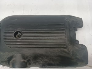 2002-2006 Chevrolet Avalanche 1500 Engine Cover (Used OEM)