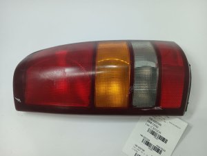 1999-2002 Chevrolet Silverado 1500 Tail Light - Right (Passenger) (Used OEM)