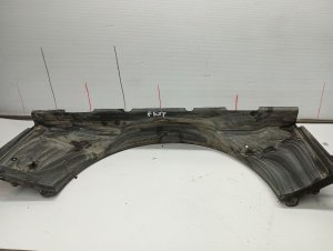 2001-2005 GMC Sierra 2500 Upper Engine Cooling Fan Shroud (Used OEM)