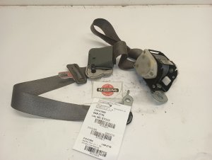 2005-2007 Dodge Caravan Gray Seat Belt Buckle with Pretensioner - Front, Left (Driver) (Used OEM)