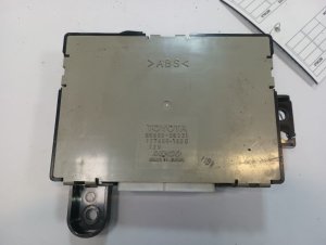 2005 Toyota 4Runner A/C Amplifier Control Module (Used OEM)