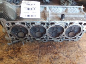 2005-2008 Ford Mustang Engine Cylinder Head - Right (Passenger) (Used OEM)