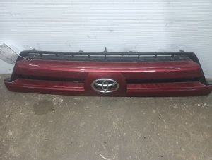 2003-2005 Toyota 4Runner Painted Grille (Used OEM)