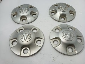2019-2024 Ram 1500 Classic 17-Inch 5-Lug Wheel Center Cap (Used OEM)