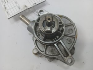 2002-2006 Dodge Sprinter 3500 Vacuum Pump (Used OEM)