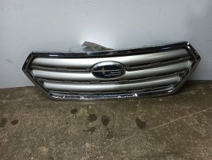 2015-2017 Subaru Outback Silver Chrome and Silver Textured Grille Assembly with Emblem (Used OEM)
