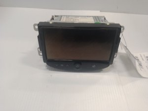 2013 Chevrolet Trax Radio Receiver with 7-Inch Touchscreen (Used OEM)