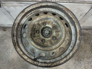 1989-1991 Toyota Pickup Wheel (Used OEM)