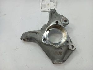 2024-2025 Chevrolet Trax Front Steering Knuckle - Right (Passenger) (Used OEM)