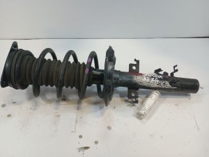 2017-2023 Nissan Qashqai Front Suspension Strut Assembly - Right (Passenger) (Used OEM)