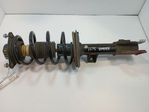 2013-2014 Hyundai Santa Fe Front Suspension Strut Assembly - Right (Passenger) (Used OEM)