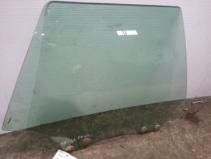 2000-2004 Subaru Outback Rear Window Glass - Right (Passenger) (Used OEM)