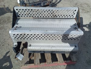 2005-2024 Kenworth T800 Battery Tray - Left (Driver) (Used OEM)