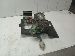 2021-2025 GMC Yukon XL Air Ride Suspension Compressor and Tank Assembly (Used OEM)