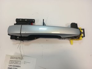 2015-2019 Subaru Outback Silver Exterior Door Handle - Right (Passenger) (Used OEM)