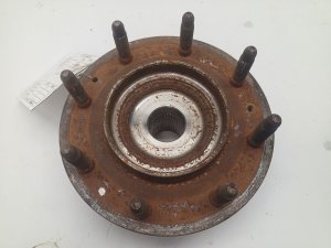 2017-2019 GMC Sierra 2500 HD Front Wheel Hub Assembly (Used OEM)