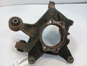 2016-2018 Subaru Forester Stub Axle - Left (Driver) (Used OEM)