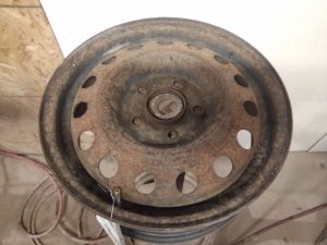 2007-2012 Hyundai Elantra Black 15x5.5 15-Hole Steel Wheel (Used OEM)