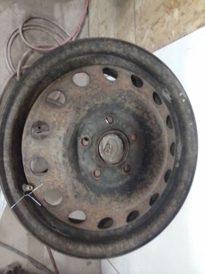 2007-2012 Hyundai Elantra Black 15x5.5 15-Hole Steel Wheel (Used OEM)