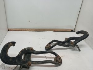 2013 Dodge Ram 1500 Black Front Tow Hook Set - Left (Driver) (Used OEM)
