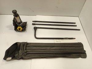 2007-2014 GMC Yukon Scissor Jack with Tools (Used OEM)