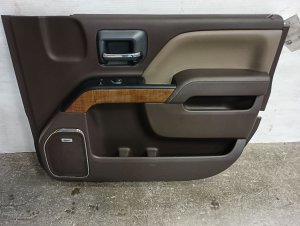 2015-2019 GMC Sierra 2500 HD Brown Door Interior Trim Panel - Front, Right (Passenger) (Used OEM)