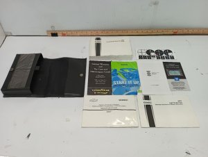 2007 GMC Yukon Owners Manual (Used OEM)
