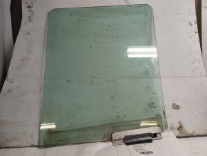  International 4300 Door Glass - Front, Right (Passenger) (Used OEM)