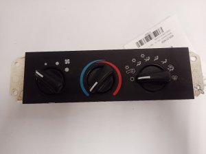 2002-2005 Jeep Wrangler HVAC Control (Used OEM)