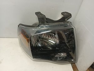 2007-2014 Ford Expedition Headlight Assembly - Right (Passenger) (Used OEM)