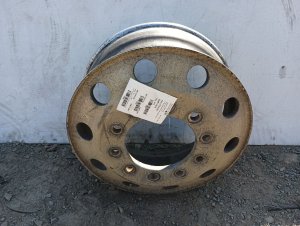  Volvo VNL 22.5x8.25 10-Hole Aluminum Wheel (Used OEM)